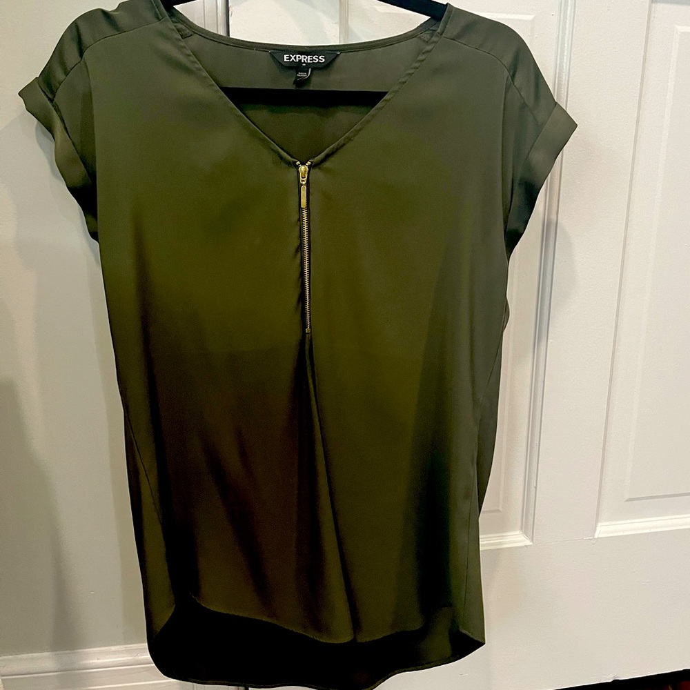 Express green top